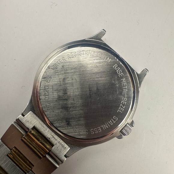 SOLD***Zenith Defy Quartz***SOLD - Picture 5 of 7